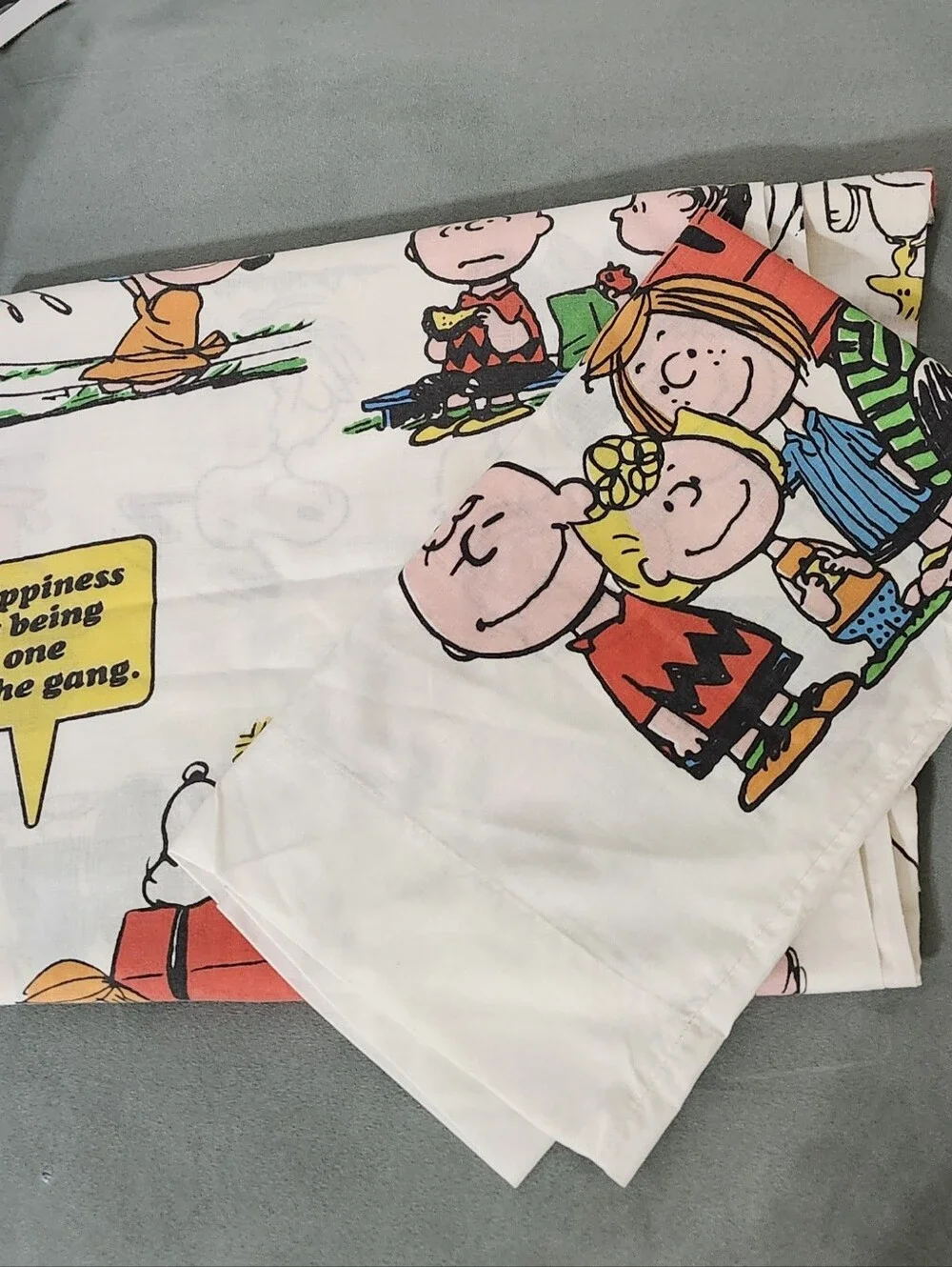 Peanuts White Tablecloth with Colorful Character Print